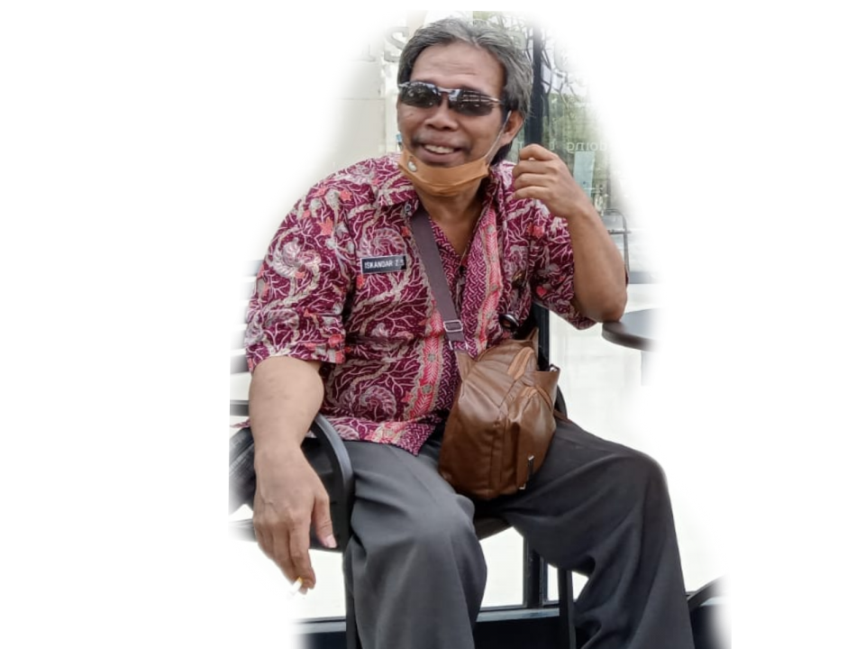Iskandar Z Sitanggang | Pakar Bisnis Pendidikan Konstruksi & Hukum